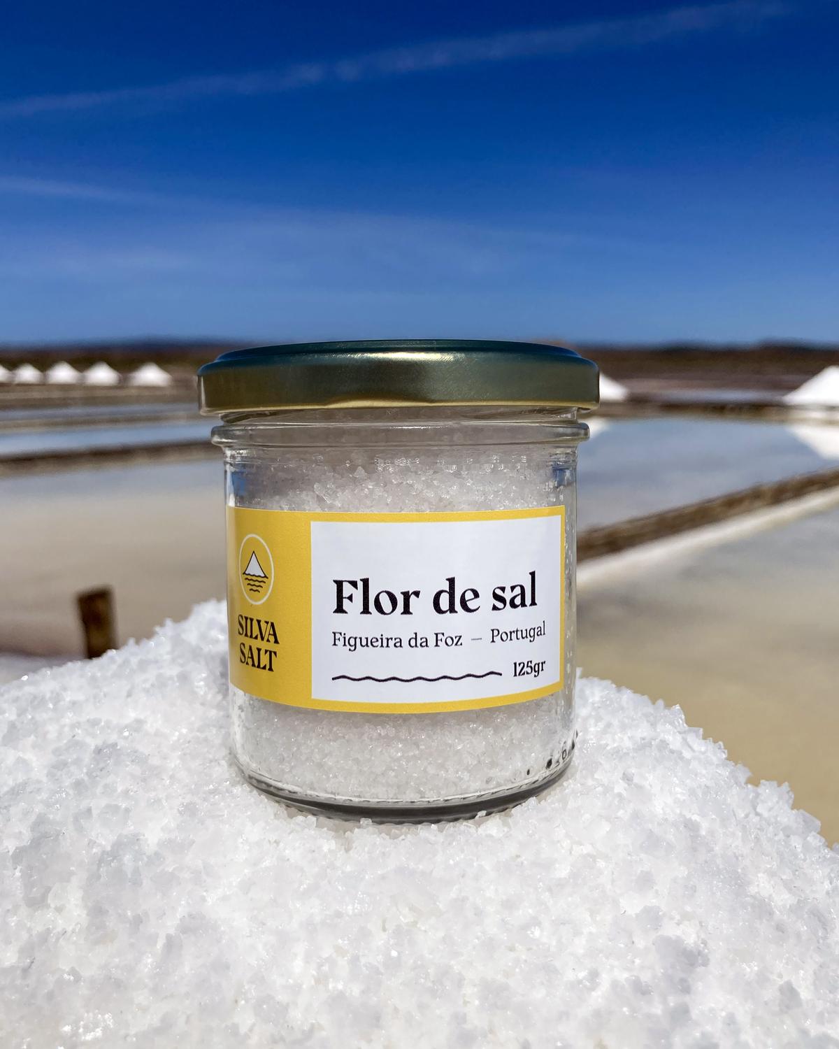 Flor de Sal jar on the salt pans, Figueira da Foz